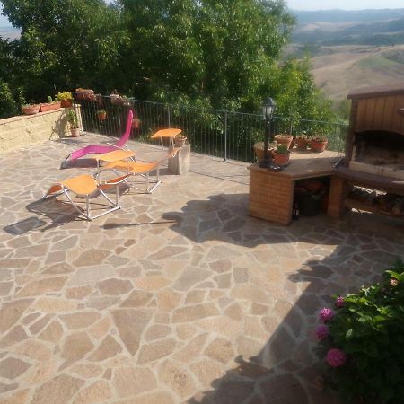 Casa Vacanze Santa Cristina Volterra Exteriör bild