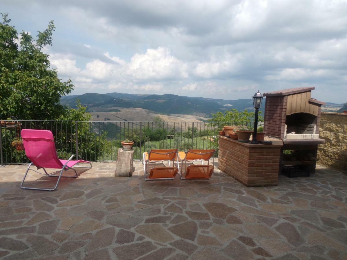 Casa Vacanze Santa Cristina Volterra Exteriör bild